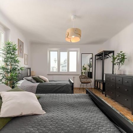 King Bed Home, 3 Bed Rooms, Perfect For Long Term Stay ウィーン エクステリア 写真